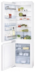 Bilde Kjøleskap AEG SCS 51800 F0, anmeldelse
