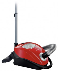 larawan Vacuum Cleaner Bosch BGB 45335, pagsusuri