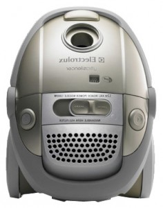 Photo Vacuum Cleaner Electrolux ZUS 3388, review