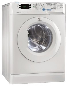 तस्वीर वॉशिंग मशीन Indesit NWSK 61051, समीक्षा