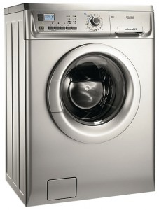 तस्वीर वॉशिंग मशीन Electrolux EWS 10470 S, समीक्षा
