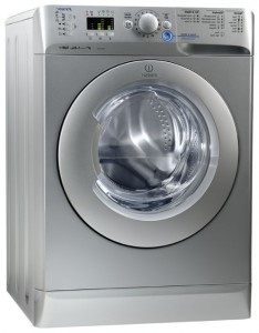Photo ﻿Washing Machine Indesit XWA 81682 X S, review