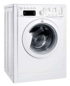 तस्वीर वॉशिंग मशीन Indesit IWE 71082, समीक्षा