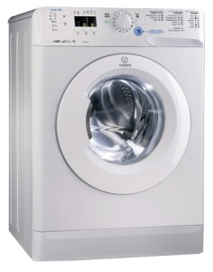 तस्वीर वॉशिंग मशीन Indesit XWSA 61051 WWG, समीक्षा