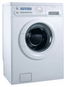 Photo ﻿Washing Machine Electrolux EWS 10712 W, review